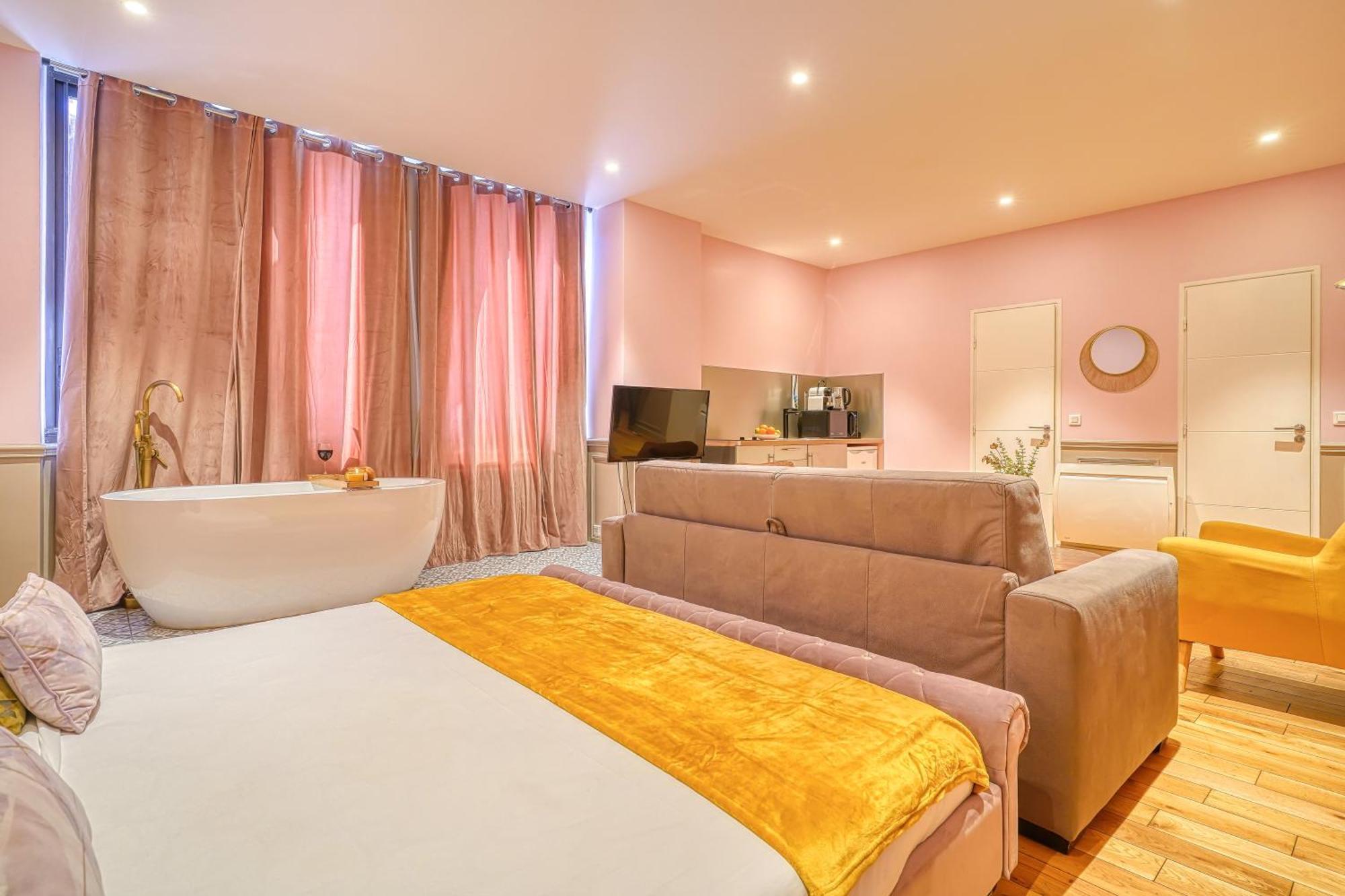Luxury Suite Paris Republique Exterior photo